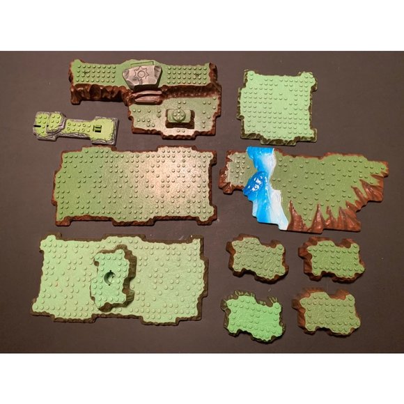 Knights and Castle Mega Bloks Block set of Land bases 10 big pieces - Picture 2 of 5